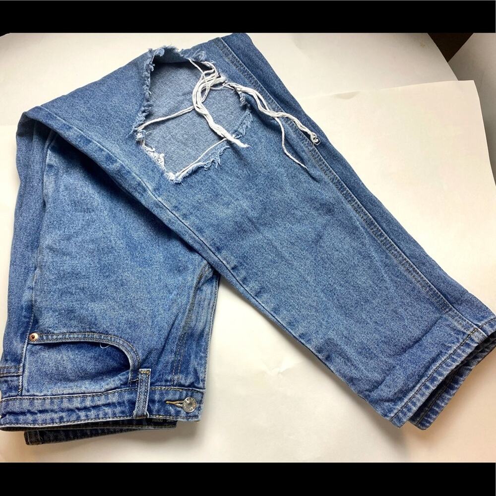 PrettyLittleThing Denim Mom Destructed Blue Jeans